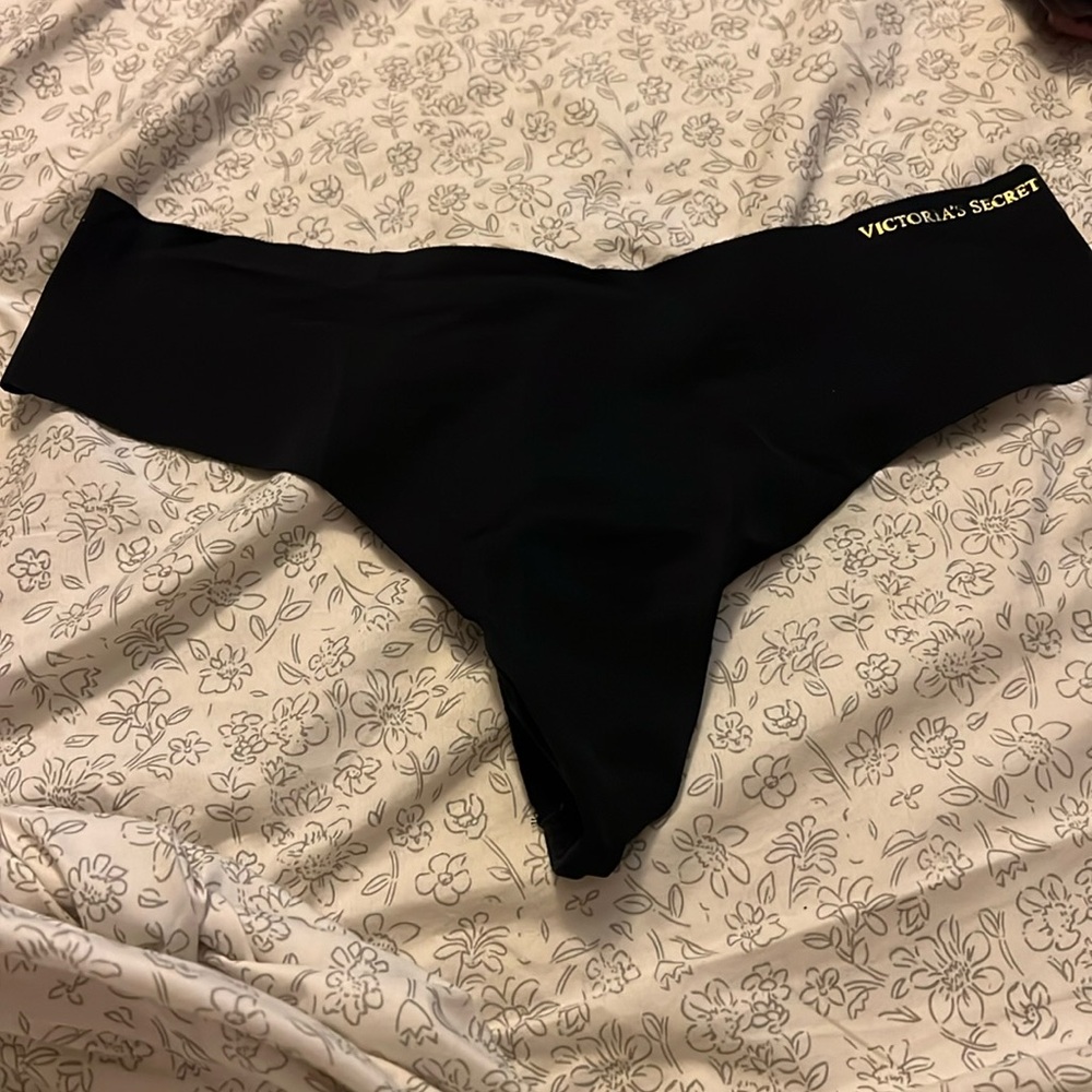VS Panties Not Worn Has Size Tag Still